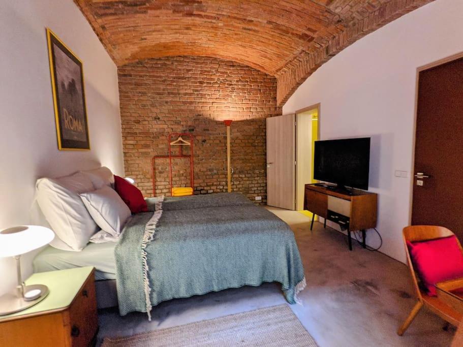 Romantic And Atypical Apartments In Prague'S Montmartre Kültér fotó