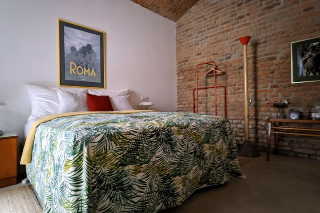 Romantic And Atypical Apartments In Prague'S Montmartre Kültér fotó