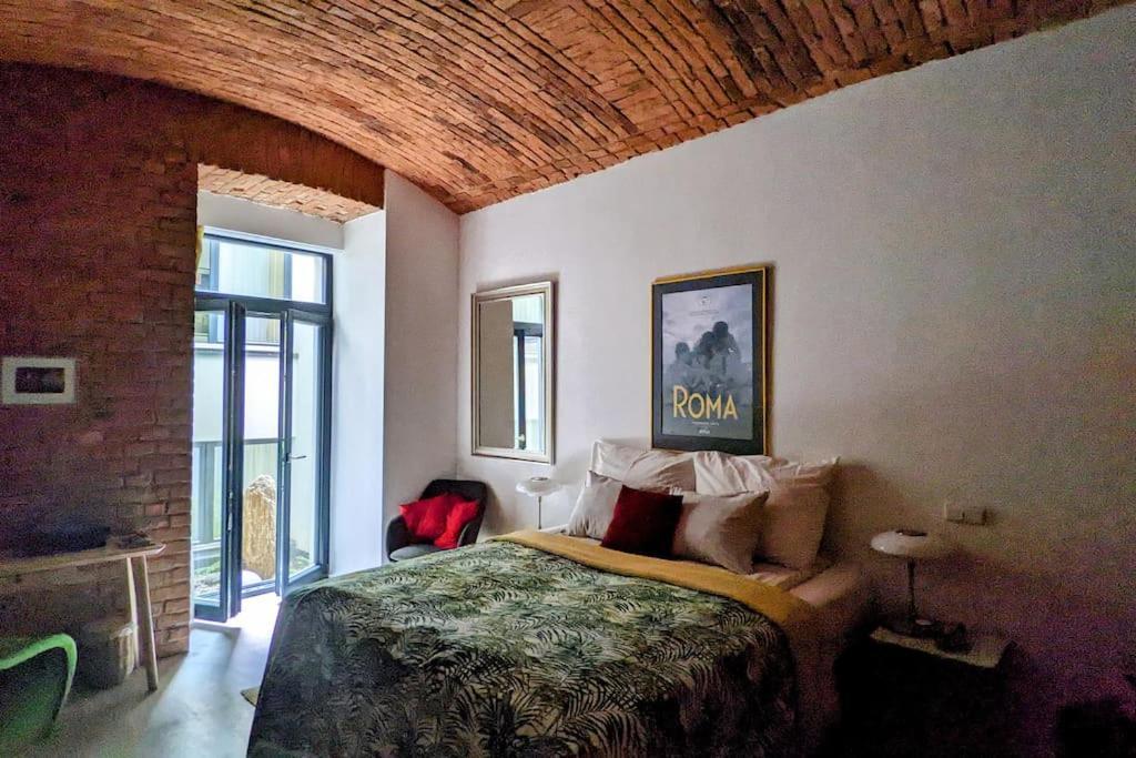 Romantic And Atypical Apartments In Prague'S Montmartre Kültér fotó