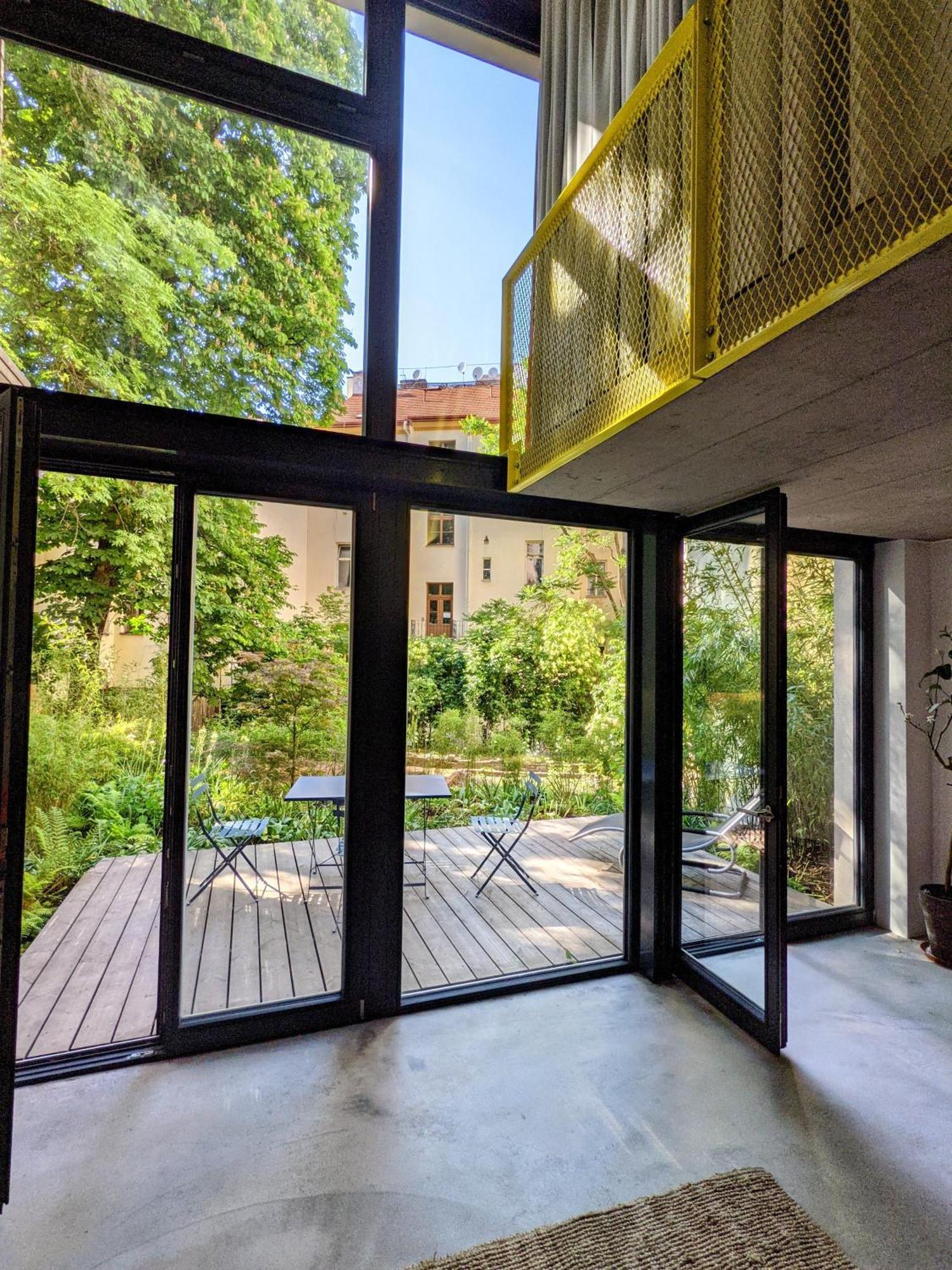 Romantic And Atypical Apartments In Prague'S Montmartre Kültér fotó
